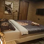 402- Black House Jakuzi Ve Klimali Daire
